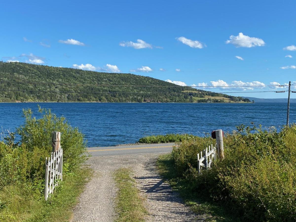 Broadwater Inn & Cottages Baddeck Inlet Extérieur photo