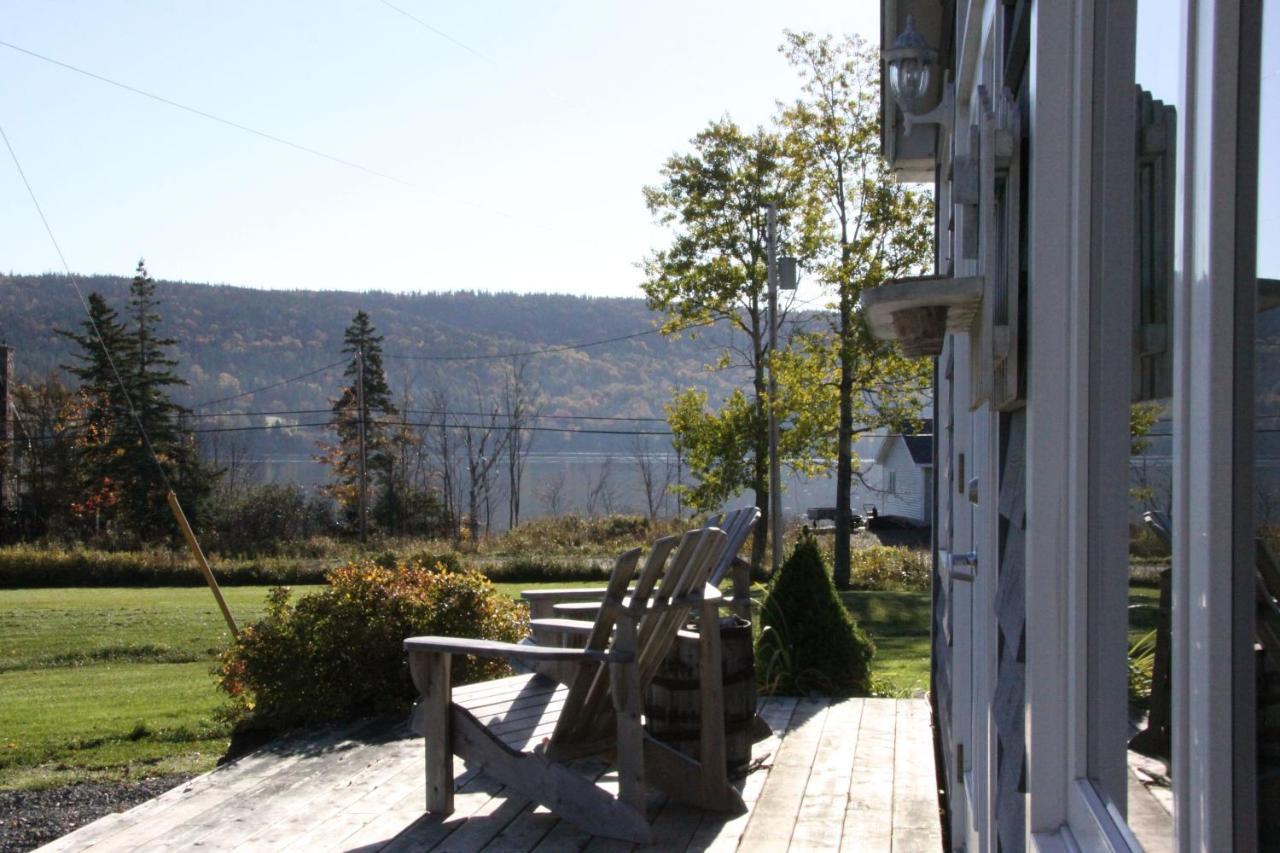 Broadwater Inn & Cottages Baddeck Inlet Extérieur photo