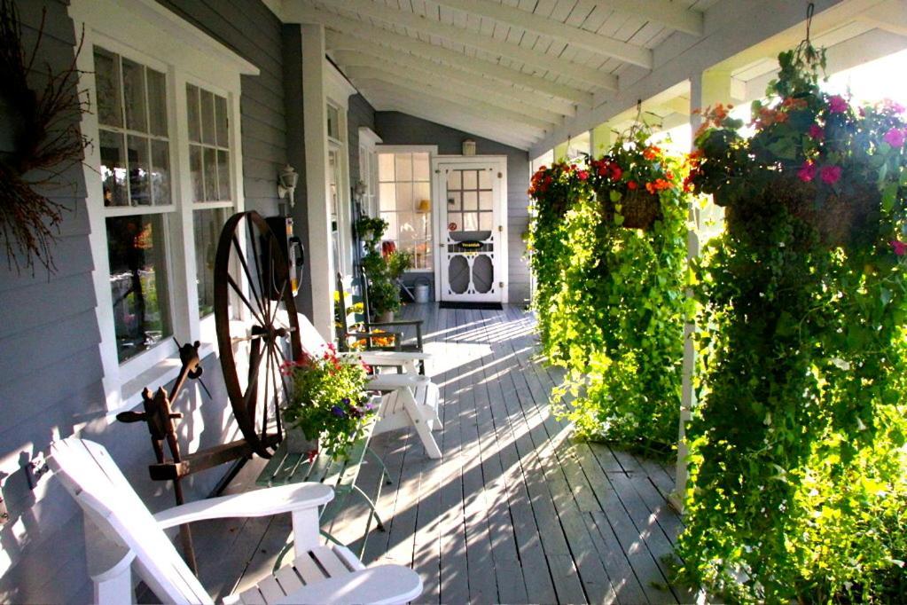 Broadwater Inn & Cottages Baddeck Inlet Extérieur photo