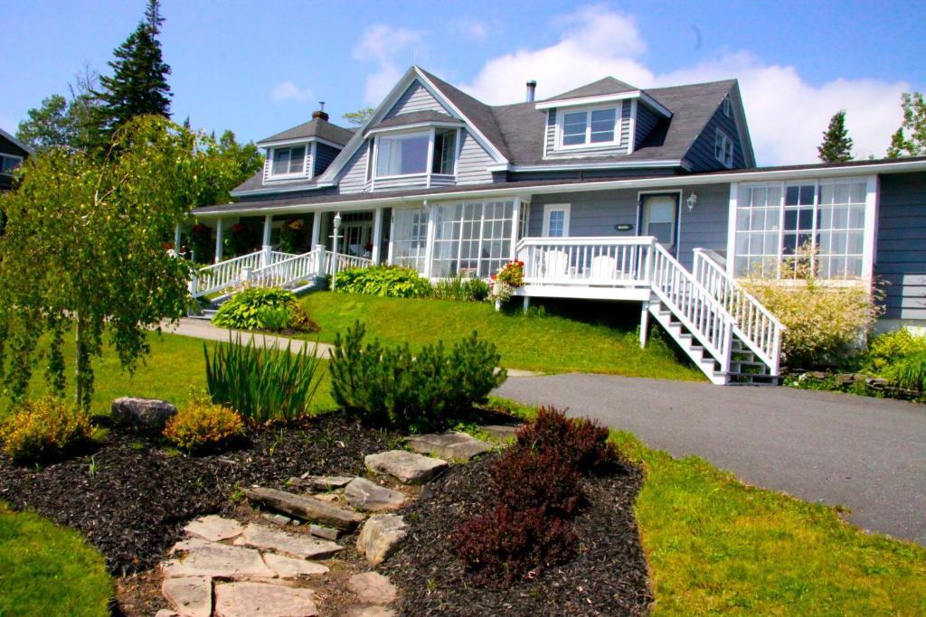 Broadwater Inn & Cottages Baddeck Inlet Extérieur photo